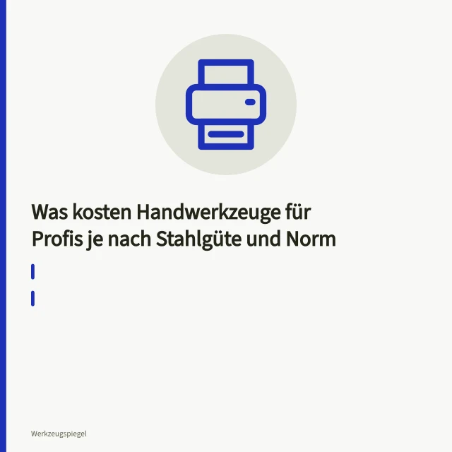 Ring-Maulschlüssel-Satz aus Chrom-Vanadium-Stahl auf Werkbank in Werkstatt. Was kosten Handwerkzeuge für Profis je nach Stahlgüte und Norm
